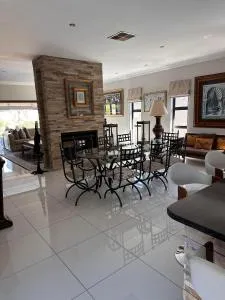 Pecanwood Holiday Home - Kosmos