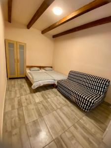 Tieffapartmanház Zamardi