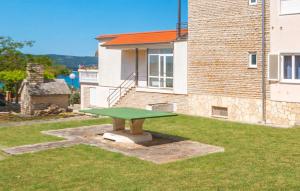 Lovely Apartment In Sveti Filip I Jakov