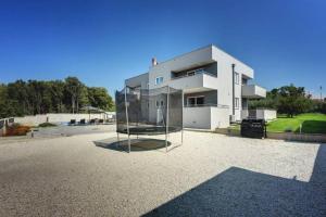 Villa Grande T&D for 14 people near Pula with sauna, fitness & heated pool