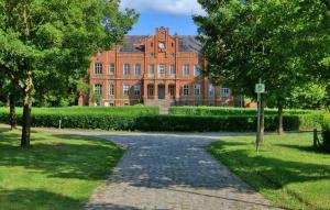 Cozy Apartment In Krakow Am See