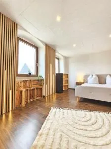 Longkamp Living Stilvolle Ferienwohnungen nahe Bernkastel-Kues, Disneyplus, Netflix, großer TV & Parkplatz - Kommen