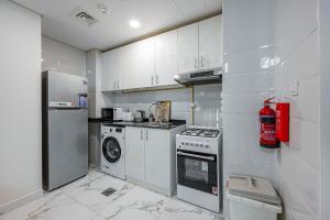 Comfortable Studio With Dubailand Vibes