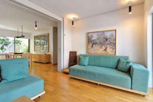 Hidesign Athens Tube Luxury Apt in Kolonaki