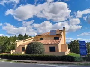 8380 La via delle Terme - Montemerano