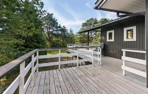 Holiday Home Malurtvej Aakirkeby Iv