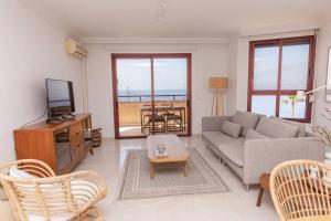 Radazul Beachfront apartment