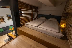 Vintage Bracka 6 Apartment