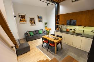 Vintage Bracka 6 Apartment