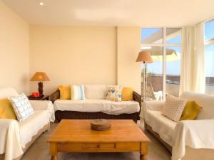 Ático con jacuzzi y vistas al mar