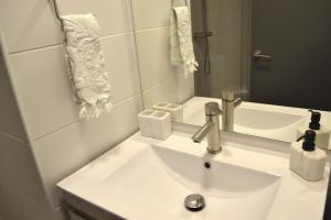 Bello Departamento 2D2B - Estacionamiento Gratuito