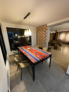 Casa de Campo completa ubicada en Santa Elena