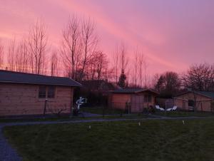 Maisons de vacances Gite Les Chalets du Fliers Verton Meubles de tourisme classes 2 etoiles : photos des chambres