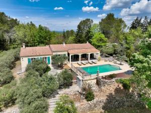 Villas Villa Les Restanques - Piscine et Petanque : Villa
