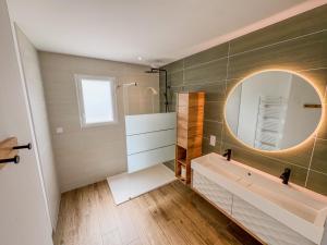 Maisons de vacances L-Evasion Coloree - Maison Vive et Moderne : photos des chambres