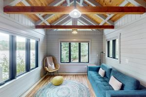 Serenity by the lake