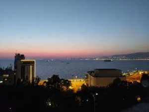 Stylish Triplex Apartment in The Heart of Izmir - Karataş