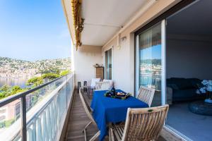 Appartements LE MIRAMAR AP4426 By Riviera Holiday Homes : photos des chambres