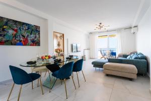 Appartements LE MIRAMAR AP4426 By Riviera Holiday Homes : photos des chambres