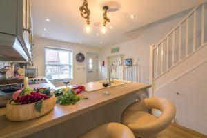 Blossom Cottage 4