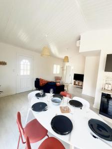 Maisons de vacances Maison proche Vendee Globe 6p : photos des chambres