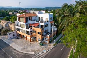 3049 - Brisas Condo 4