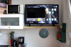 Smallest Spot in Town, City Center