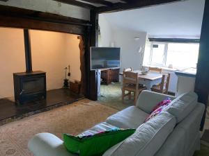 Bryntirion Farmhouse Rooms (with bathroom)