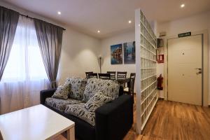 Apartamento próximo Muralla Ávila by Alterhome