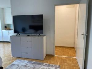 Practical and cozy City Studio - Art 6