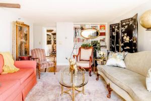 Downtown by RISD Gigabite Internet OnSite Free Parking