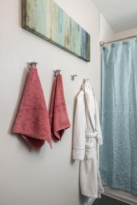 The Fashionable Fox Trotter with Heated Pool