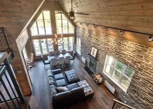 Formidable Waterfront Cottage - Formidable Chalet sur bord de l'eau - Sainte Béatrix