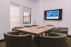Holiday Inn Express & Suites Bogota Zona Financiera by IHG