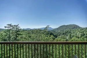 Pet Friendly 3BR VIEWS 5 Min to Dollywood FREE Attraction Tickets - Seaton Spring