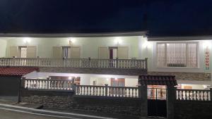 Guest House Bjorn - Ubytování bez kategorie ve městě Tepelenë