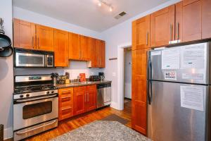 Old Millionaires Row - Prime Location - Acrisure - PNC Park