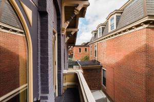 Old Millionaires Row - Prime Location - Acrisure - PNC Park