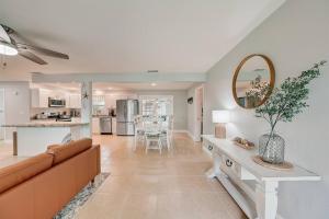 Sunroom - Master King - Games - Close to IRB