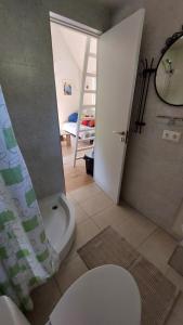 Small 24 sq m house for 6 people with 2 extra beds