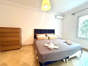 Elegant town house in la marsa plage - Douar el Hafey