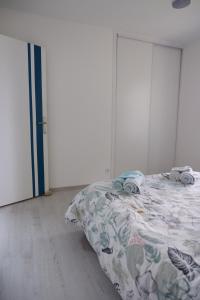 Appartements LE CARRELET DE L'ESTUAIRE , Jolie MAISON ENTIERE a 9 min DE LA CITADELLE : photos des chambres