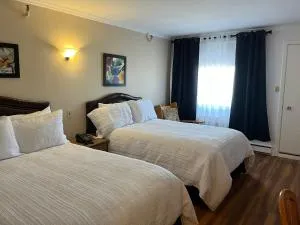 Hotel Motel Le Château - Lambton