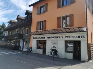 Charmant appartement à 1 minute du lac