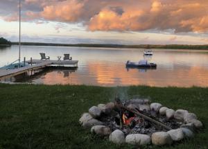 Grotto Escape Unwind at Cameron Lakehouse