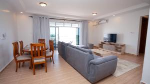 3 Br Siloam Pride Hexagon