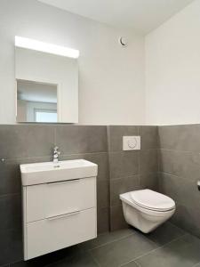 Fantastic 2BR in the city center - Sky7