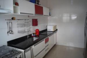 Casa super confortável para você e sua família, próximo a praia