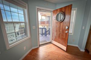 Lands End Retreat by Sea Scape Properties