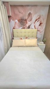 Shore 2 Tower 3 Condo near MOA by Dei Gratia